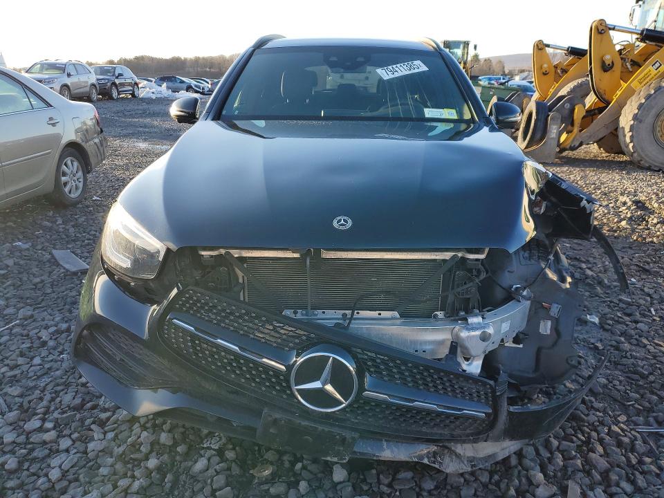 2021 Mercedes-benz Glc