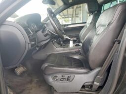 
										2017 Volkswagen Touareg full									