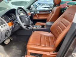 
										2008 Volkswagen Touareg full									