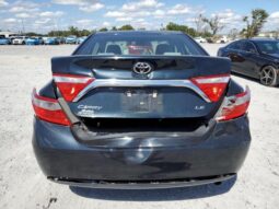 
										2017 Toyota Camry le full									
