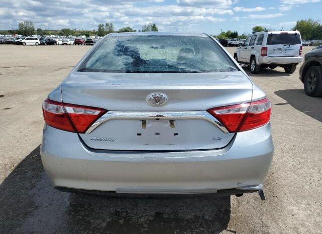 
								2016 Toyota Camry le full									