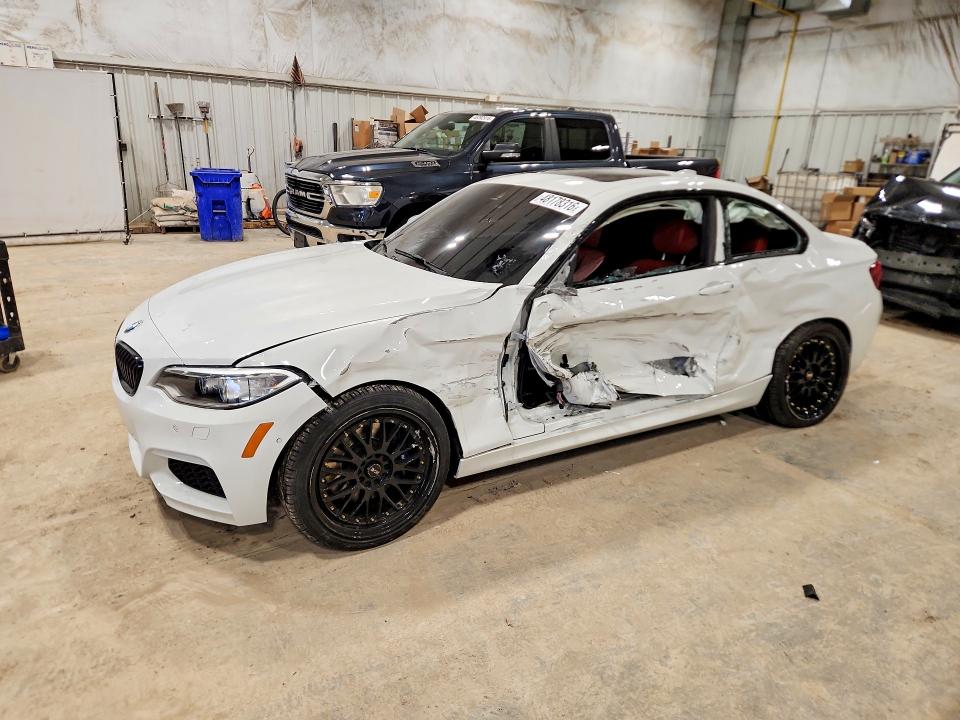 2017 BMW M2