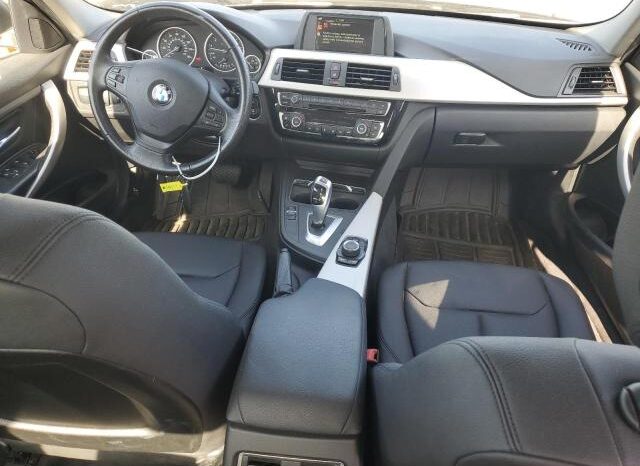 
								2017 BMW 3 series full									