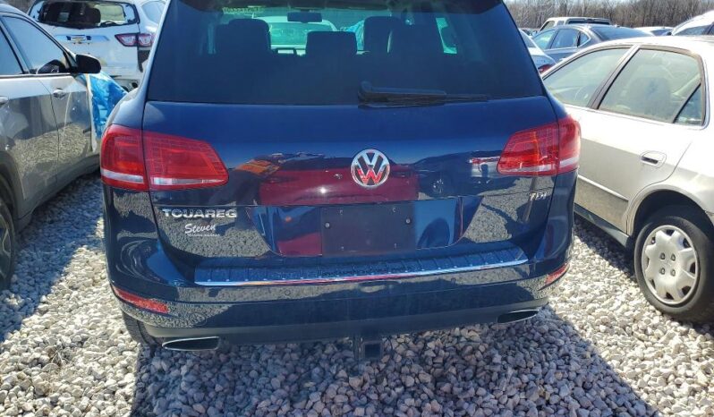 
								2014 Volkswagen Touareg full									