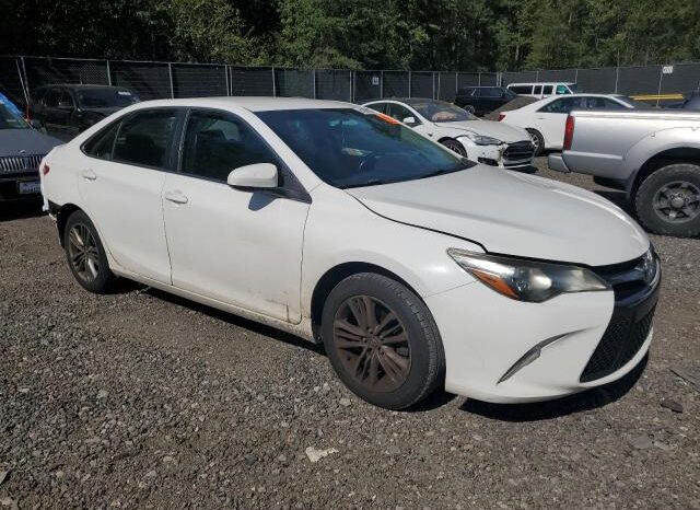 
								2017 Toyota Camry le full									