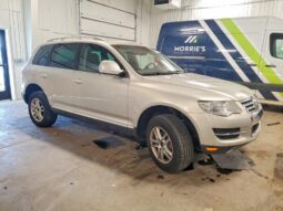 
										2008 Volkswagen Touareg full									