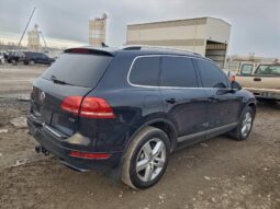
										2014 Volkswagen Touareg full									