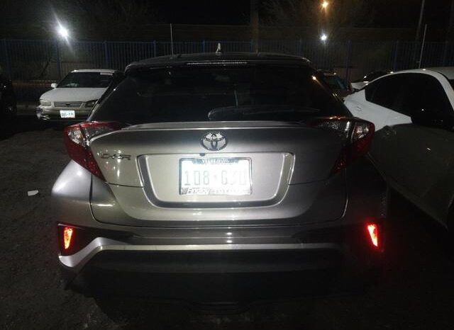 
								2019 Toyota C-hr full									