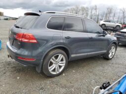 
										2012 Volkswagen Touareg full									
