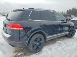 
										2013 Volkswagen Touareg full									