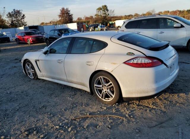 
								2011 Porsche Panamera full									
