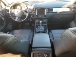 
										2012 Volkswagen Touareg full									