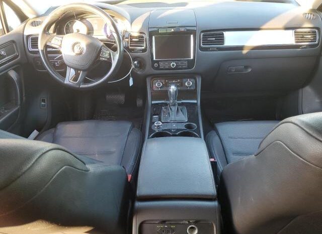 
								2012 Volkswagen Touareg full									