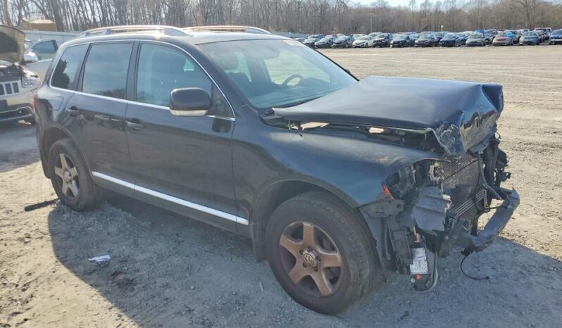 
								2007 Volkswagen Touareg full									