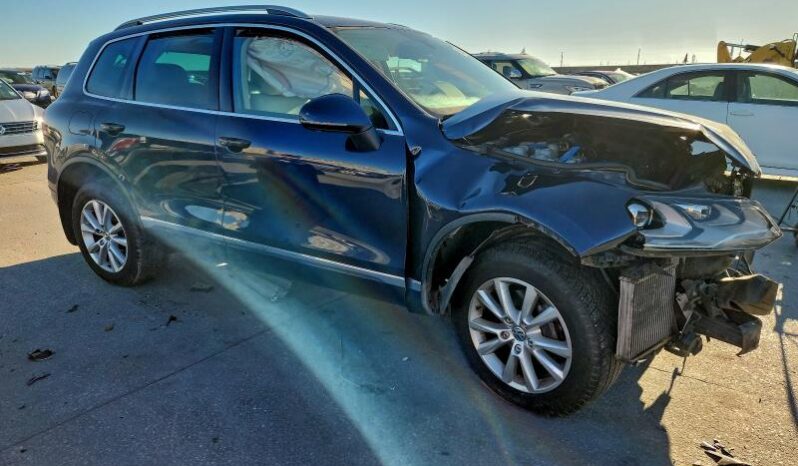 
								2014 Volkswagen Touareg full									