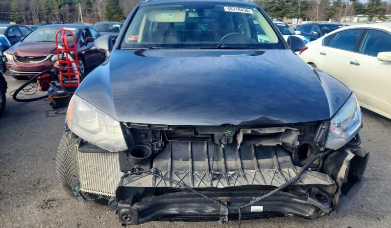 
								2012 Volkswagen Touareg full									