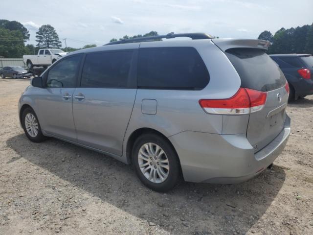 2013 Toyota Sienna xle
