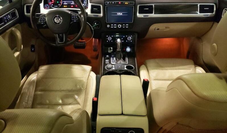 
								2016 Volkswagen Touareg full									