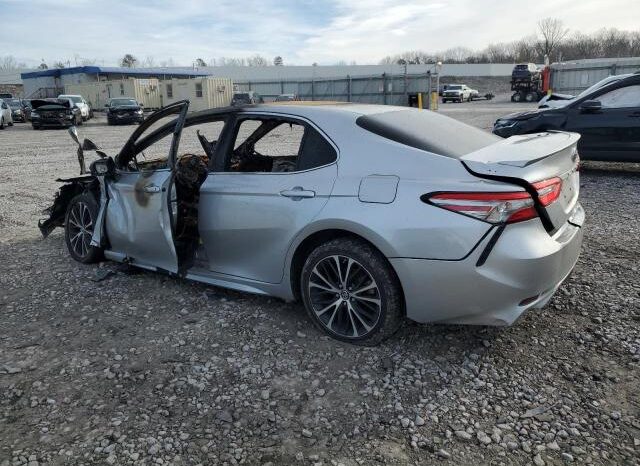 
								2018 Toyota Camry full									