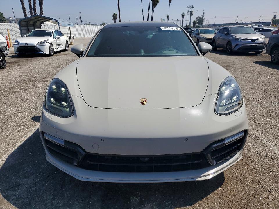 2019 Porsche Panamera