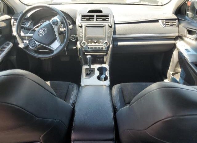 
								2012 Toyota Camry se full									