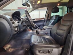 
										2013 Volkswagen Touareg full									