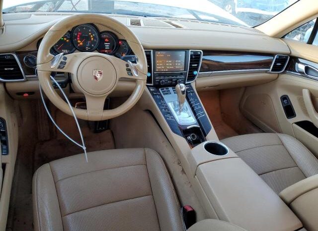 
								2011 Porsche Panamera full									