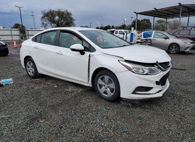 
								2017 Chevrolet Cruze full									