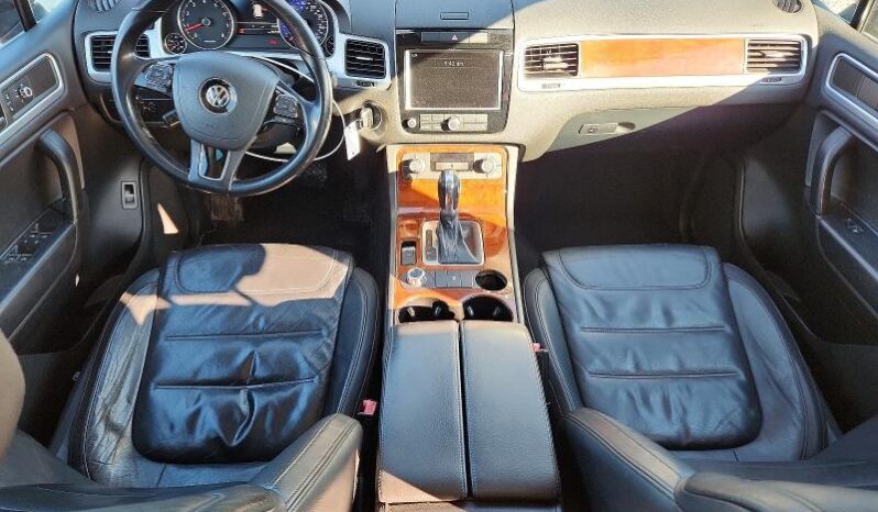 
								2013 Volkswagen Touareg full									