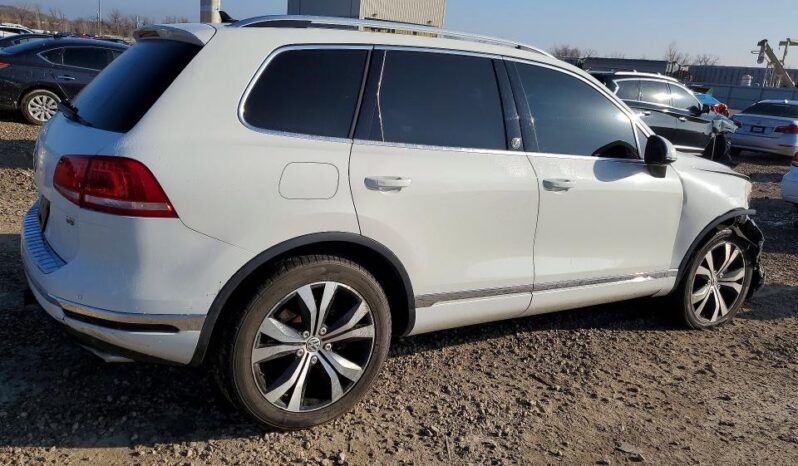 
								2017 Volkswagen Touareg full									
