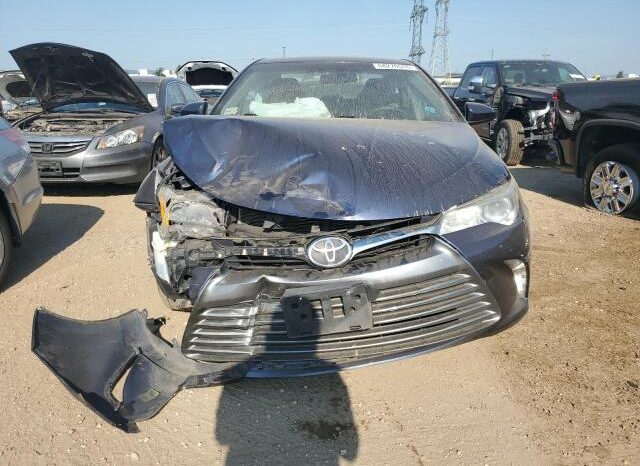 
								2016 Toyota Camry le full									