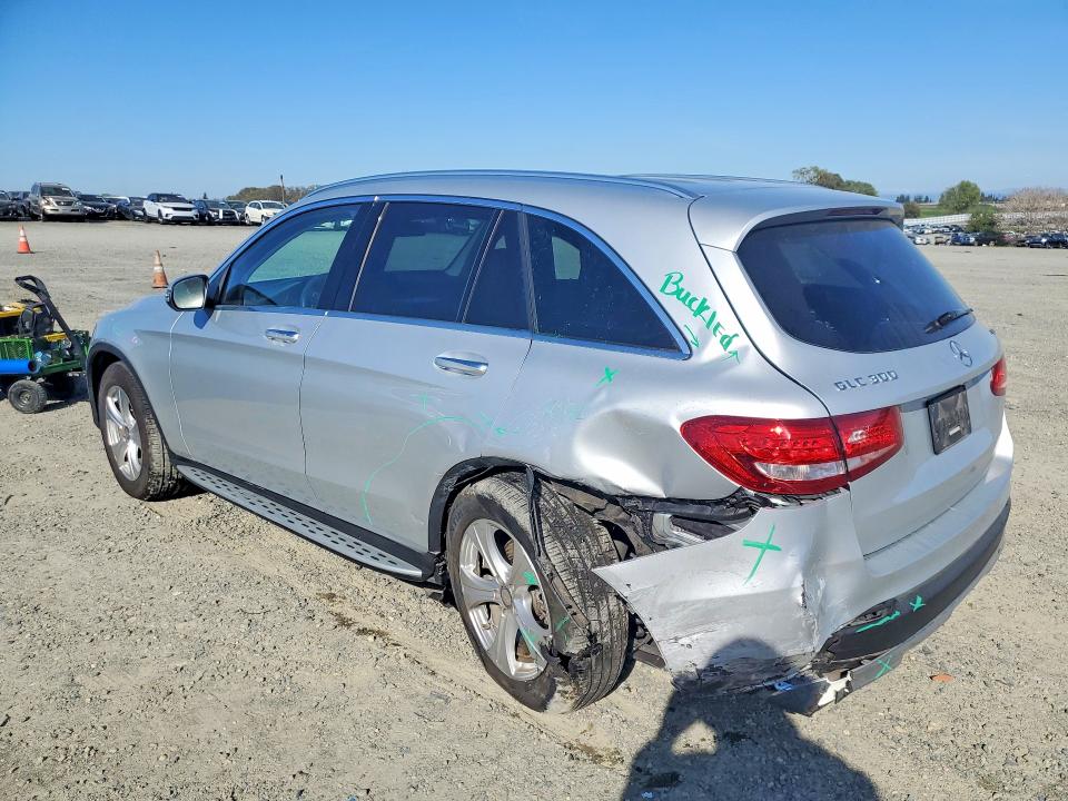2016 Mercedes-benz Glc