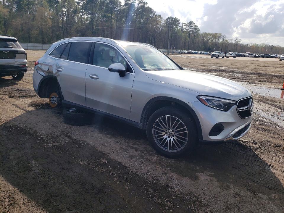 2024 Mercedes-benz Glc