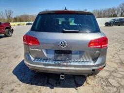 
										2017 Volkswagen Touareg full									