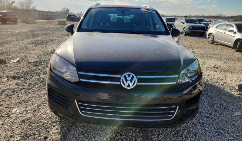 
								2014 Volkswagen Touareg full									