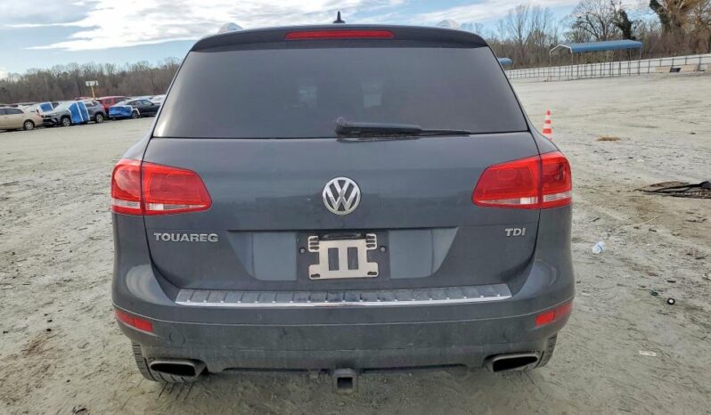 
								2012 Volkswagen Touareg full									
