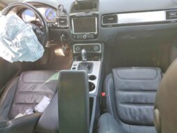 
										2014 Volkswagen Touareg full									