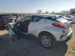 
										2020 Toyota C-hr full									