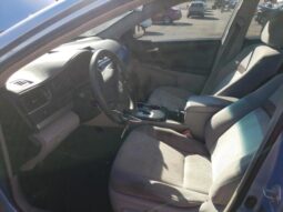 
										2012 Toyota Camry base full									