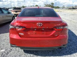 
										2024 Toyota Camry le full									