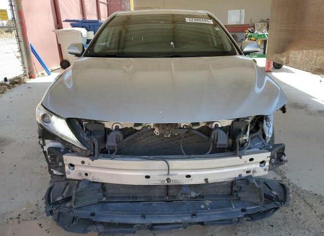 
								2020 Toyota Camry xle full									