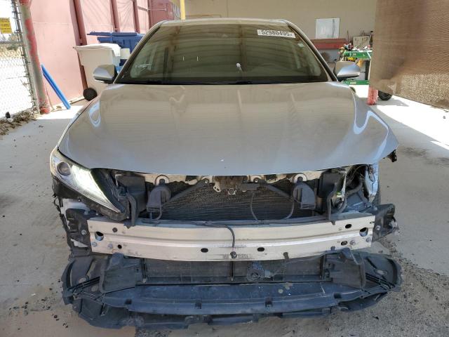 2020 Toyota Camry xle