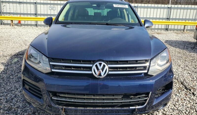 
								2014 Volkswagen Touareg full									