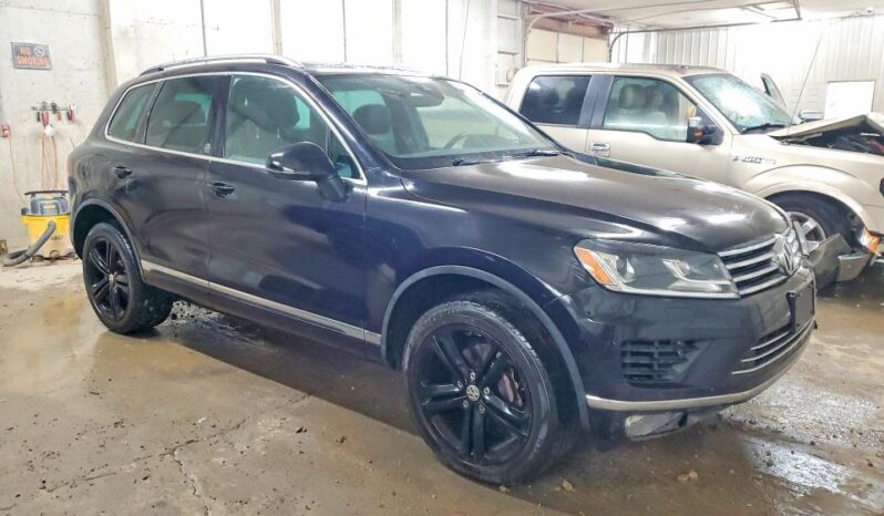 
								2017 Volkswagen Touareg full									