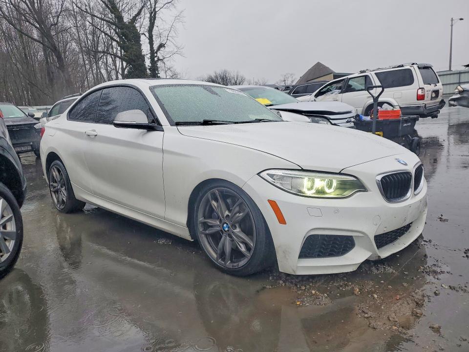 2016 BMW M2