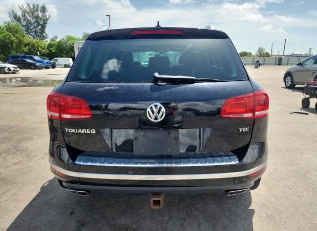 
								2015 Volkswagen Touareg full									