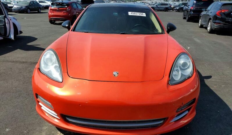 
								2013 Porsche Panamera full									