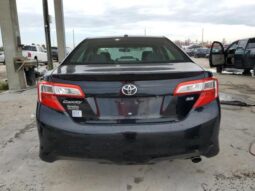 
										2012 Toyota Camry full									