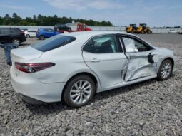 
										2022 Toyota Camry full									