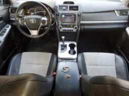 
										2012 Toyota Camry base full									